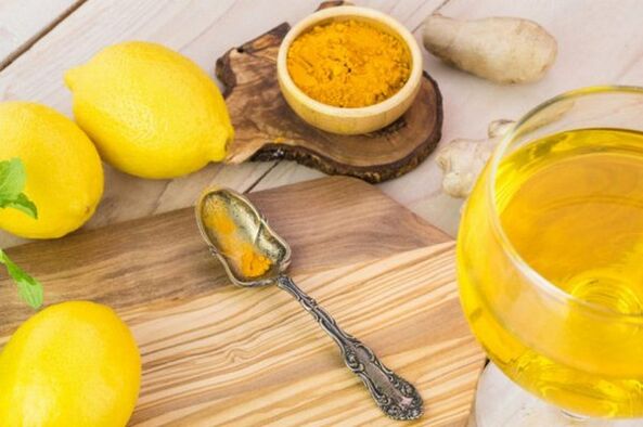 Etkinliği artırmak için limon, zencefil ve zerdeçal ile içirin